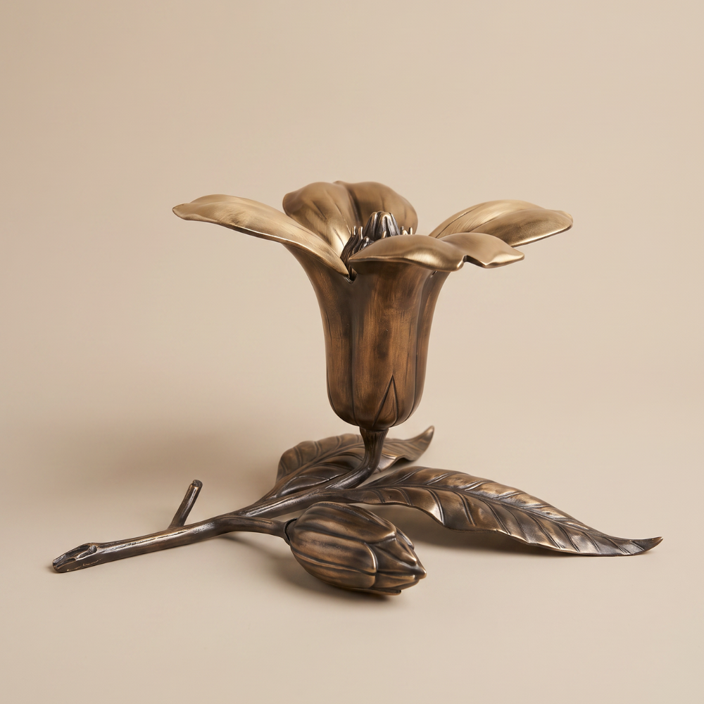 InvisibleCollection_Laclaux_Blossom_Ashtray (3)