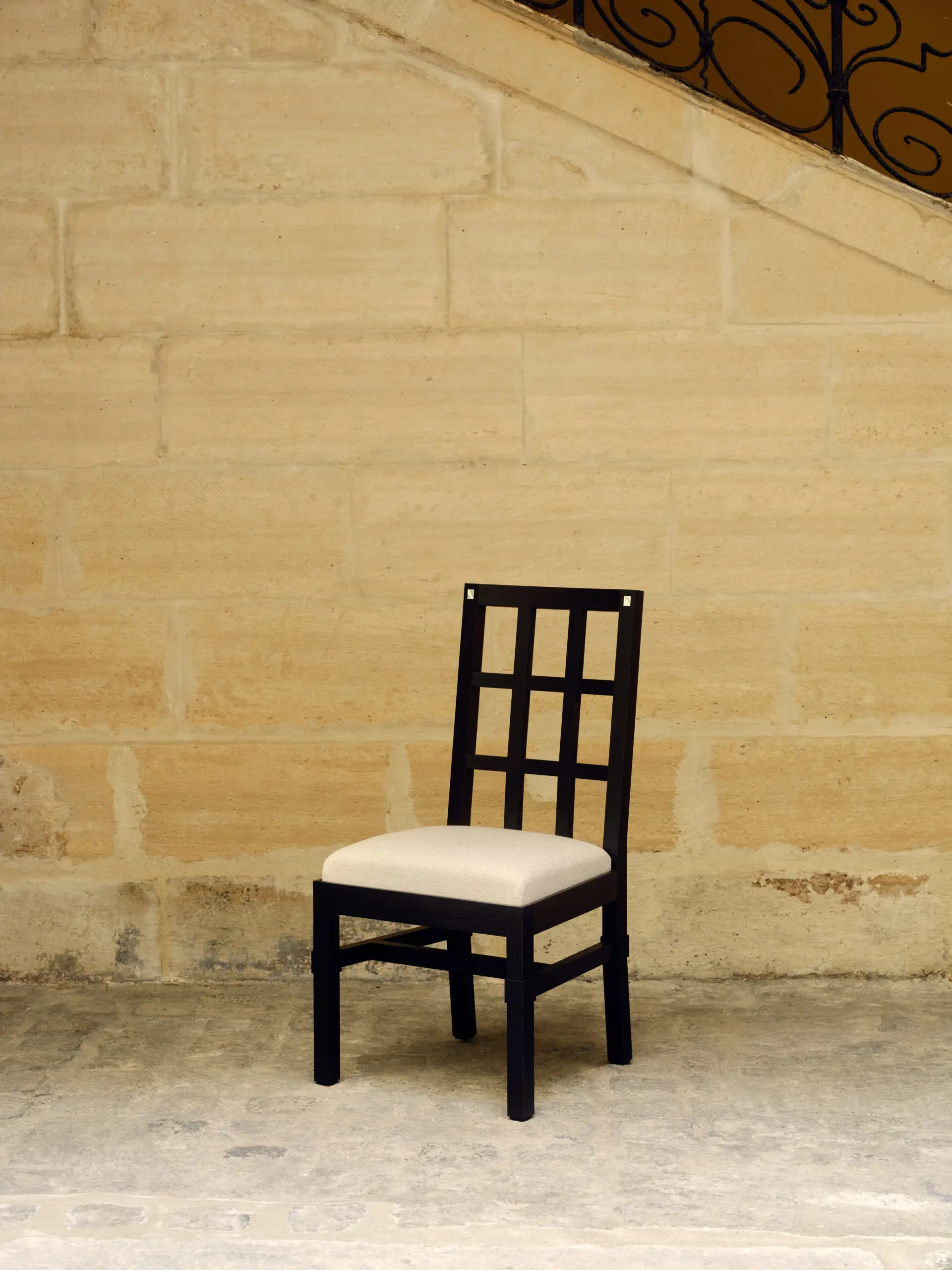 InvisibleCollection_LouiseLiljencrantz_SetChair_1