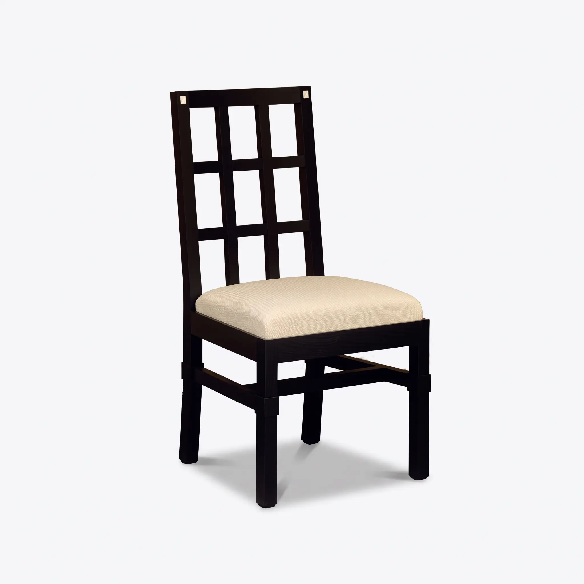 InvisibleCollection_Louise_Lijencrantz_SetChair_Main