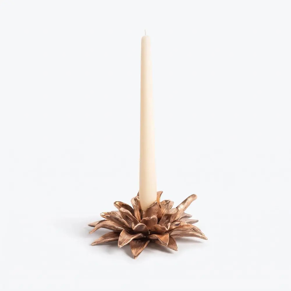 Large Dalia