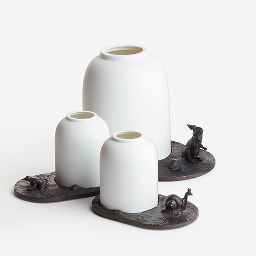 The_Invisible_Collection_Creations_Dragonfly_Fable_Des_Etangs_Candle_Holder_Large_Rabbit_Small_Frog