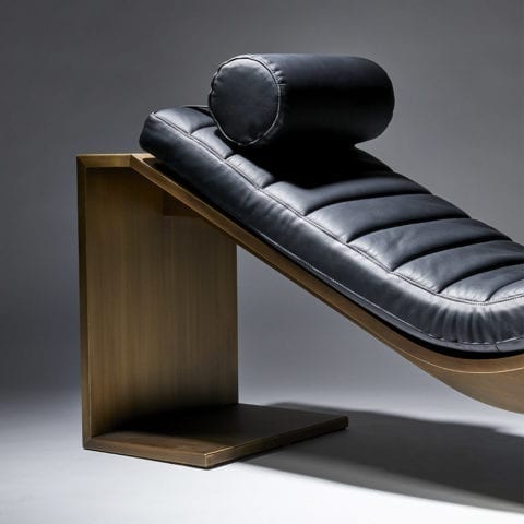 The_Invisible_Collection_REDA_AMALOU_KIMANI_OUNGE_CHAIR