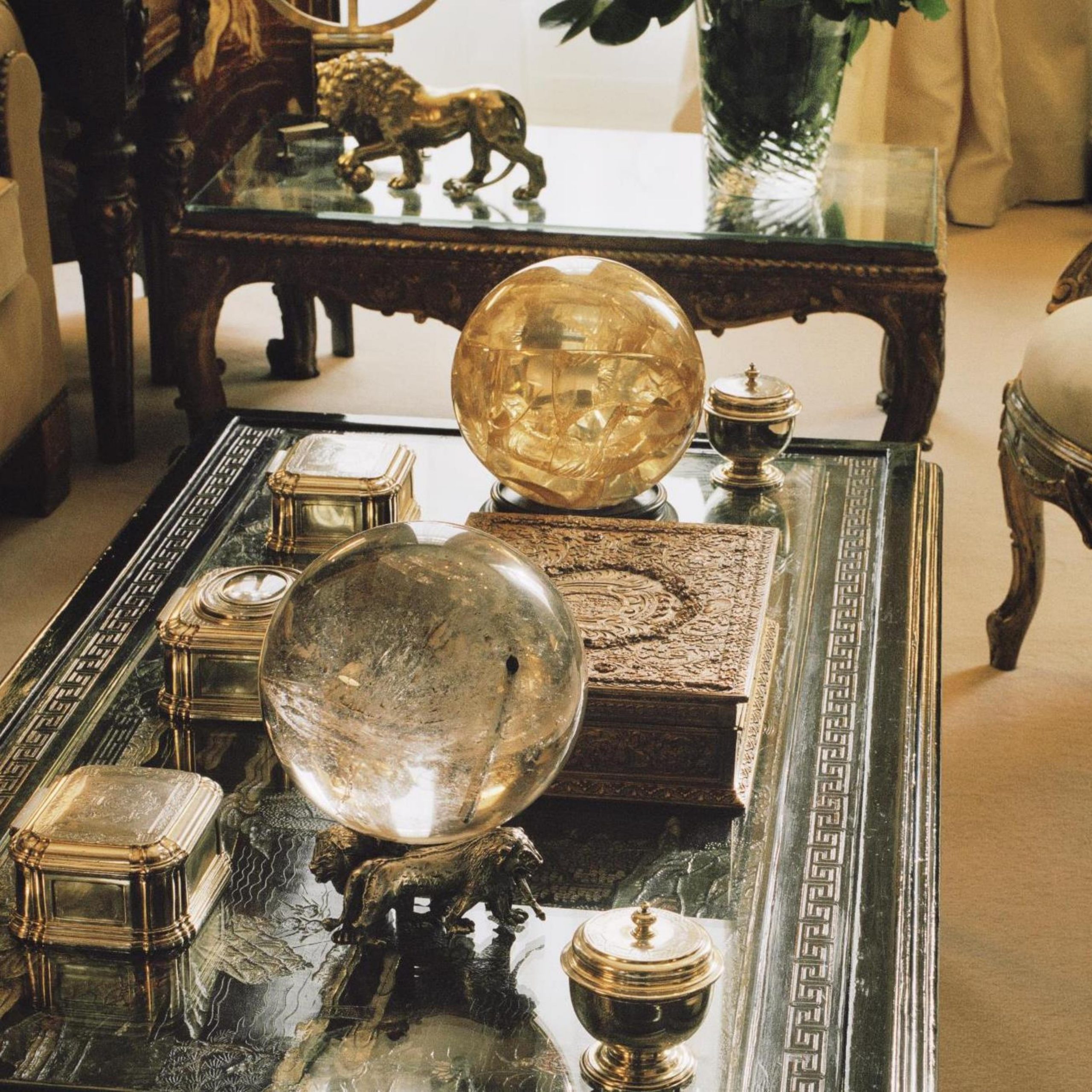 chanel coffee table decorations