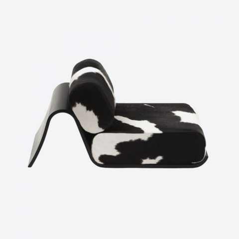 Modulo Armchair Cowhide (Pre-Order Only)