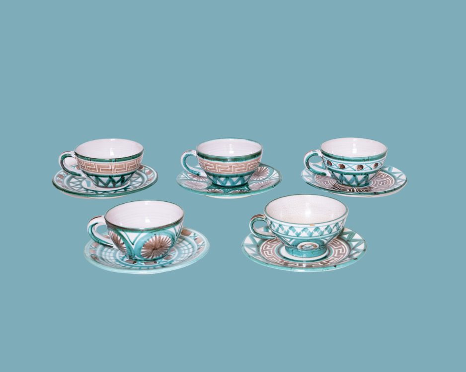 Set of 5 Cups with 5 saucers