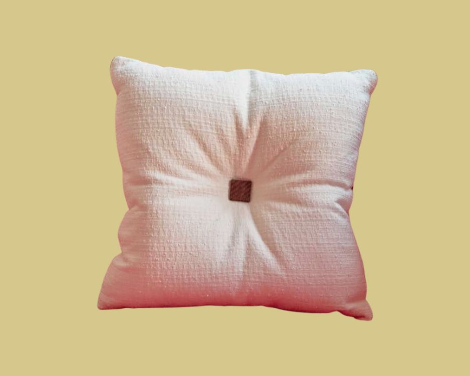 The Naos Pillow L