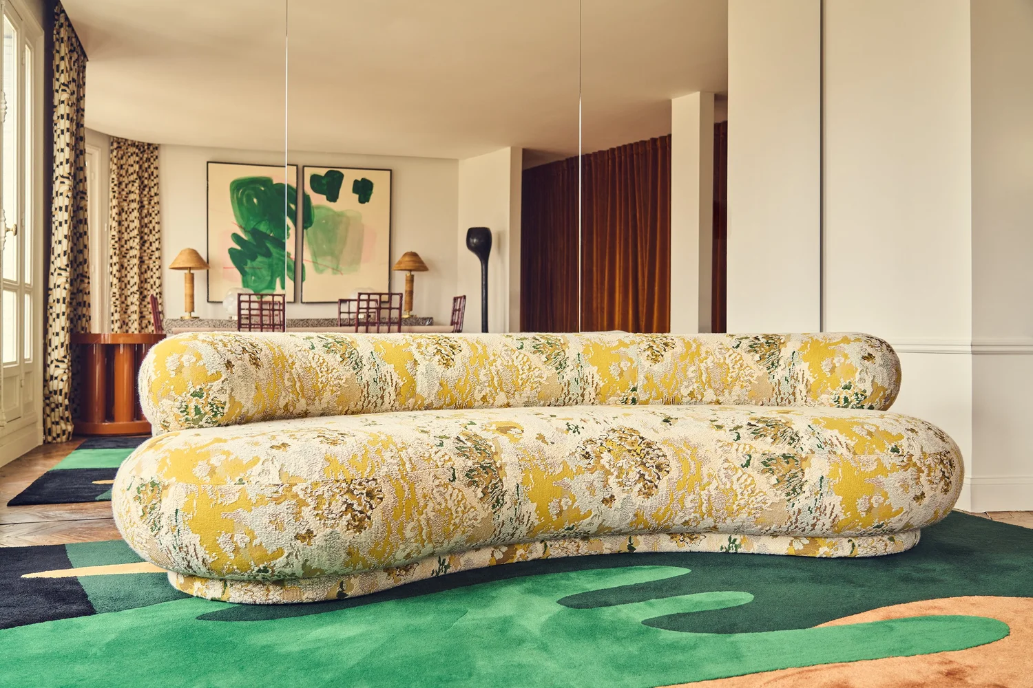 InvisibleCollection_FleurDelesalle_HugCurvedSofa_Metaphores_Eden_Citrine_1.jpg